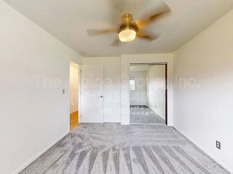 2314 SE 53rd Ave — Photo 29