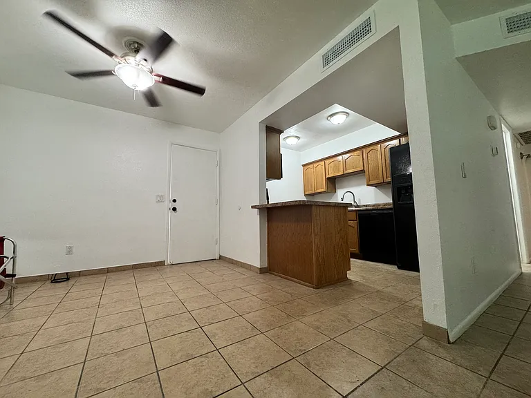 1769 W 26th Dr — Photo 2