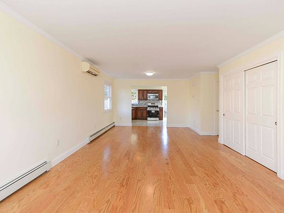 3rd image of 220 Milton Ave