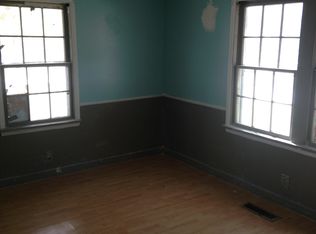 512 W Merrick St, Henryetta, OK 74437