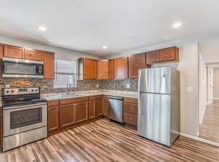 158 Oldfield Ave #1, Amityville, NY 11701