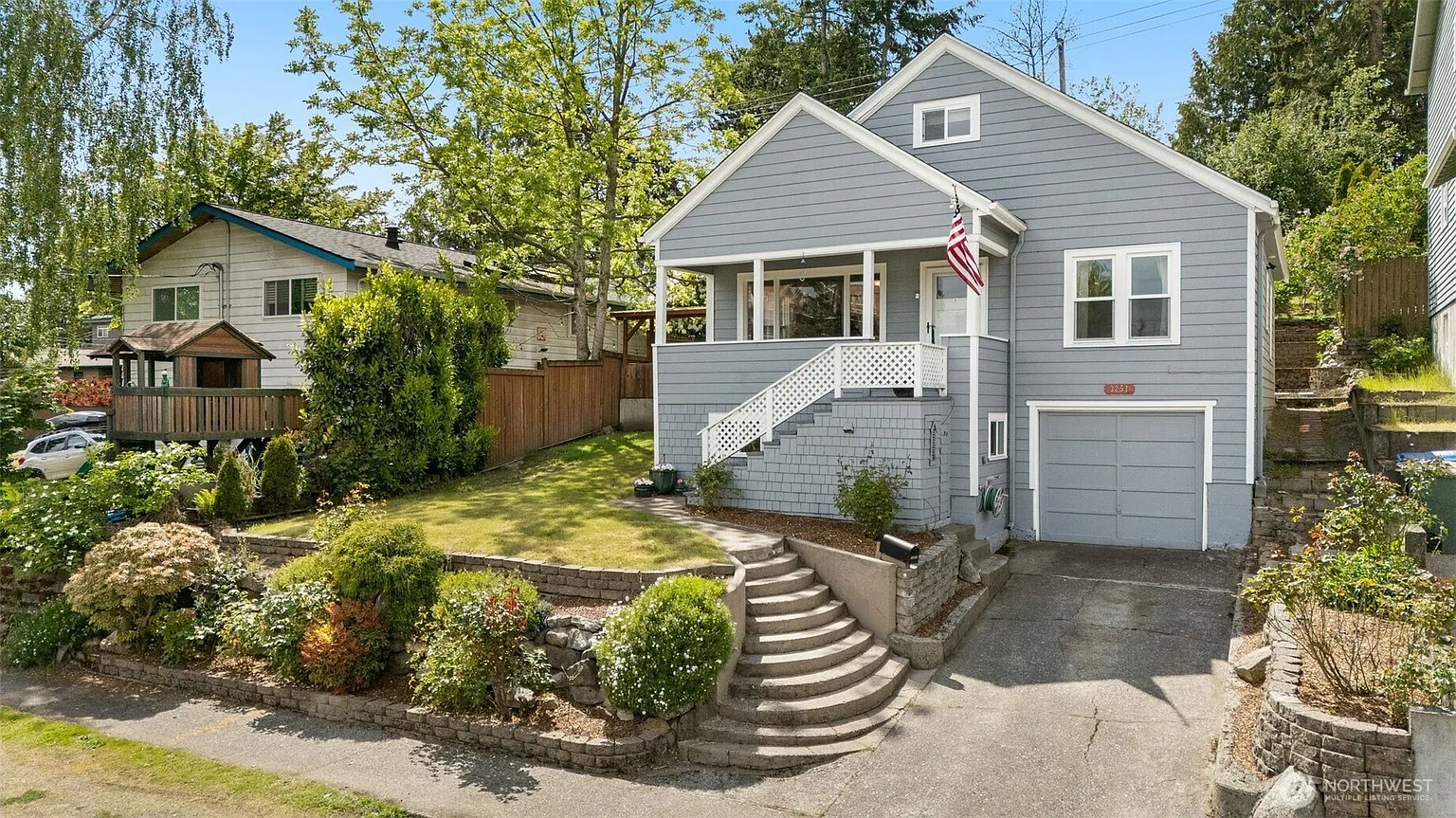 3251 48th Avenue SW photo 1