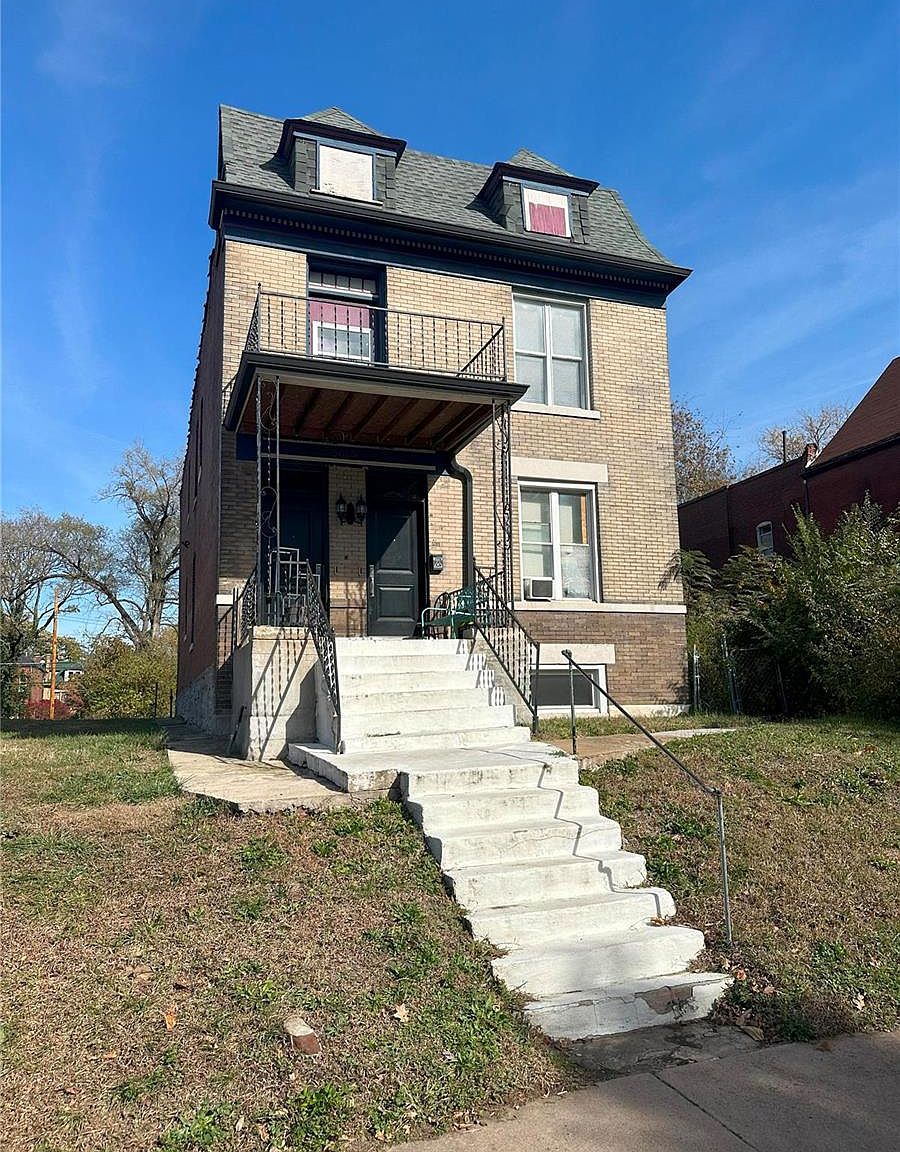 5065 Kensington Ave, Saint Louis, MO 63108 | MLS #23066258 | Zillow