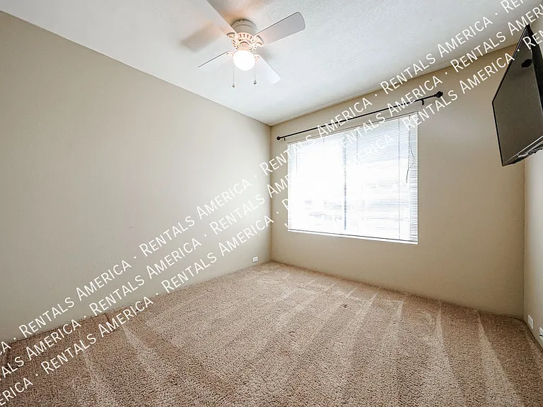 4809 E Euclid Ave #1 — Photo 22