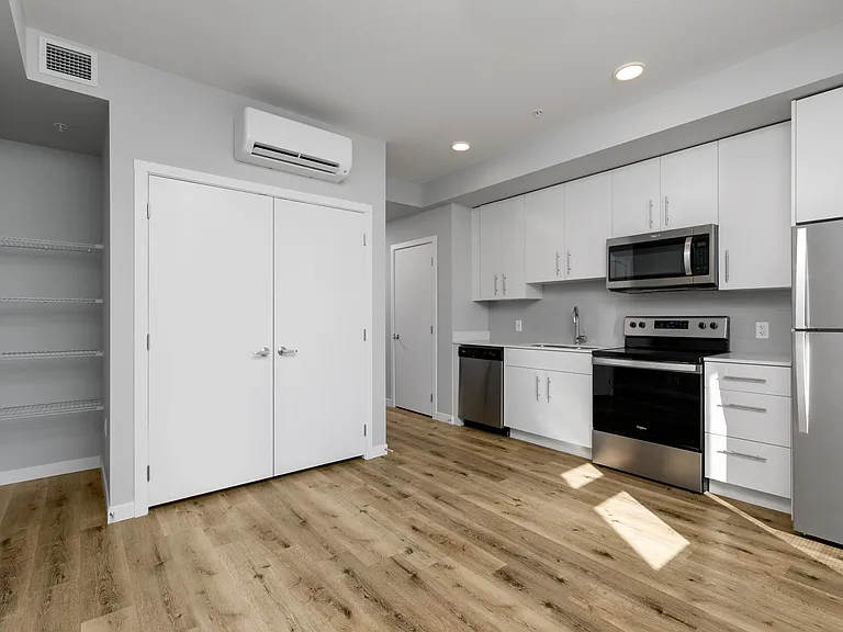 2165 Benvoulin Ct — Photo 44