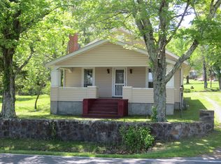 501 W Indian Valley Rd, Covington, VA 24426