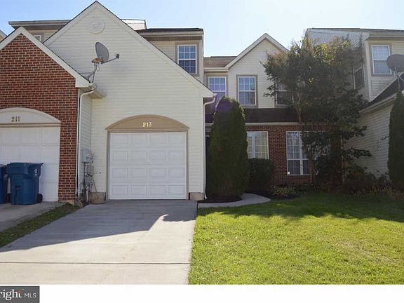 2nd image of 213 Becks Woods Dr