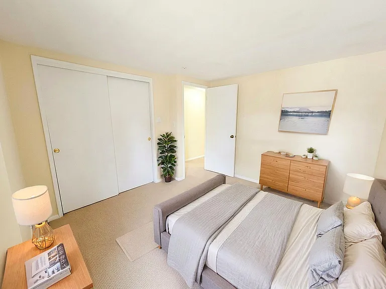 870 Haverhill St #13C — Photo 8