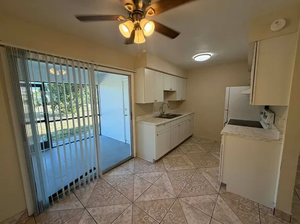 605/607 SE 13th Ter, 605 SE 13th Ter APT B, Cape Coral, FL 33990