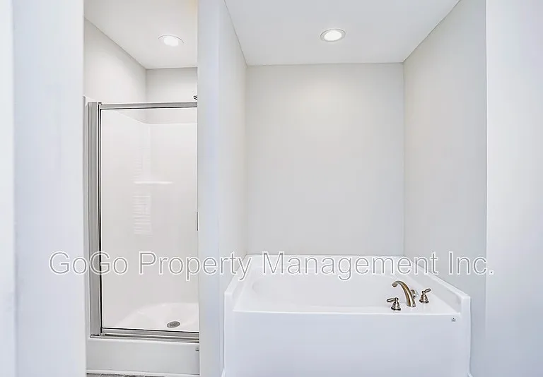 206 Snow St — Photo 10