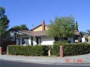 171 Olivetree Dr, Perris, CA 92571