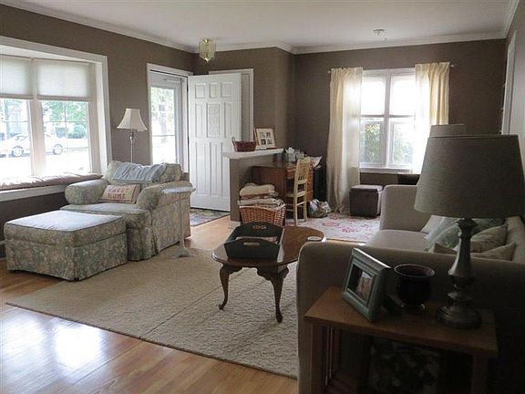 2nd image of 2821 Franklin Ave