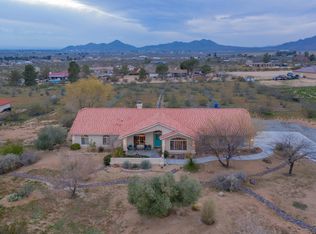 17050 Mesquite Rd, Apple Valley, CA 92307