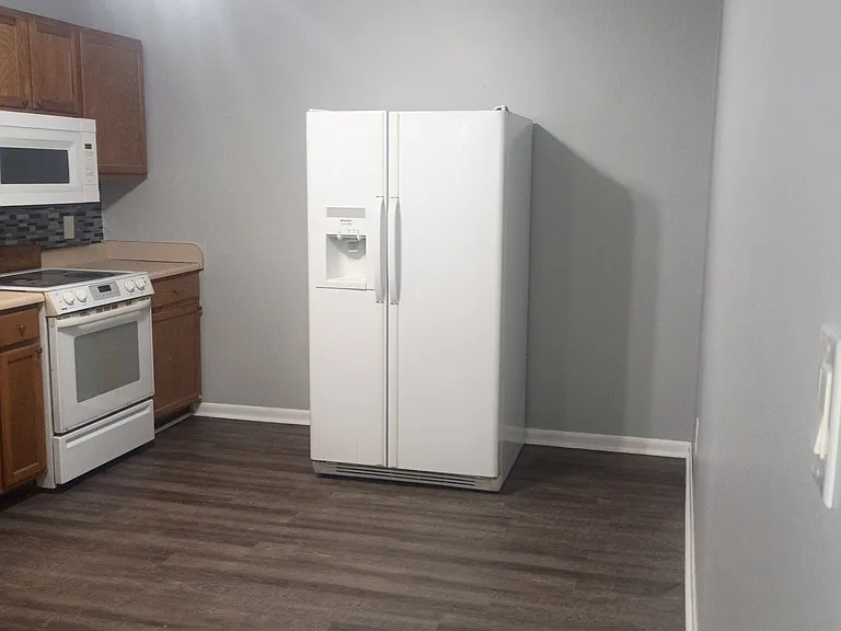 182 Wilcox Dr #6 — Photo 13