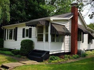 11456 Poorman St SW, Navarre, OH 44662