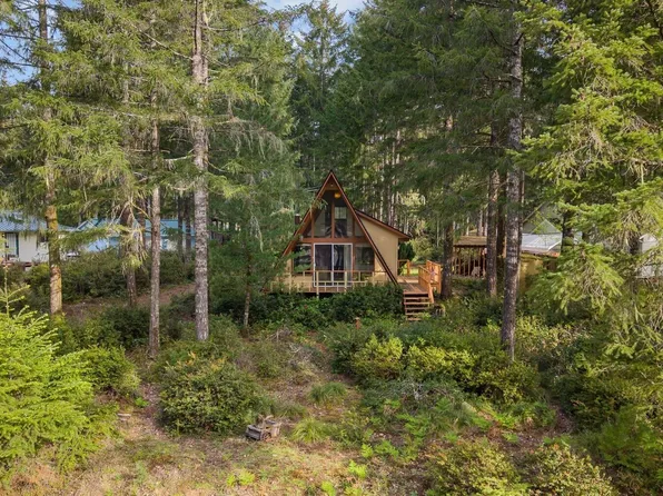 180 E Shetland Road, Shelton, WA 98584