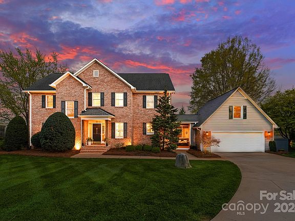 4th image of 239 Gainswood Dr