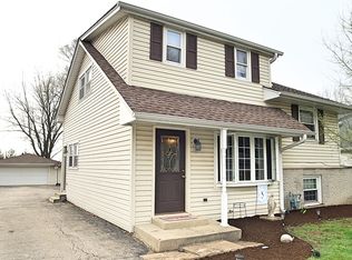 3816 N Park St, Westmont, IL