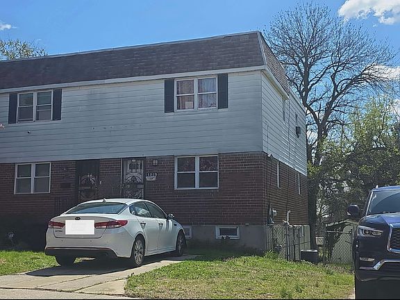 2nd image of 1219 Laurel Rd