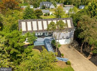 114 W Bay View Dr, Annapolis, MD 21403