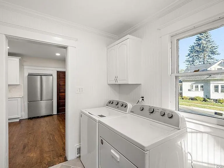 438 N Bailey St — Photo 19