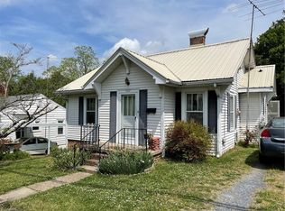 327 E Kivett St, Asheboro, NC 27203