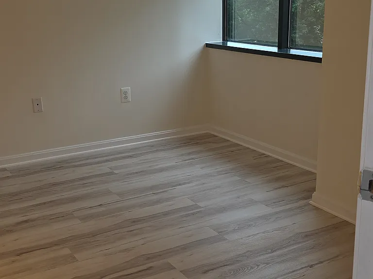 10101 Grosvenor Pl #520 — Photo 22