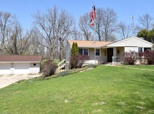 212 Schroeder Ave, Delavan, WI 53115