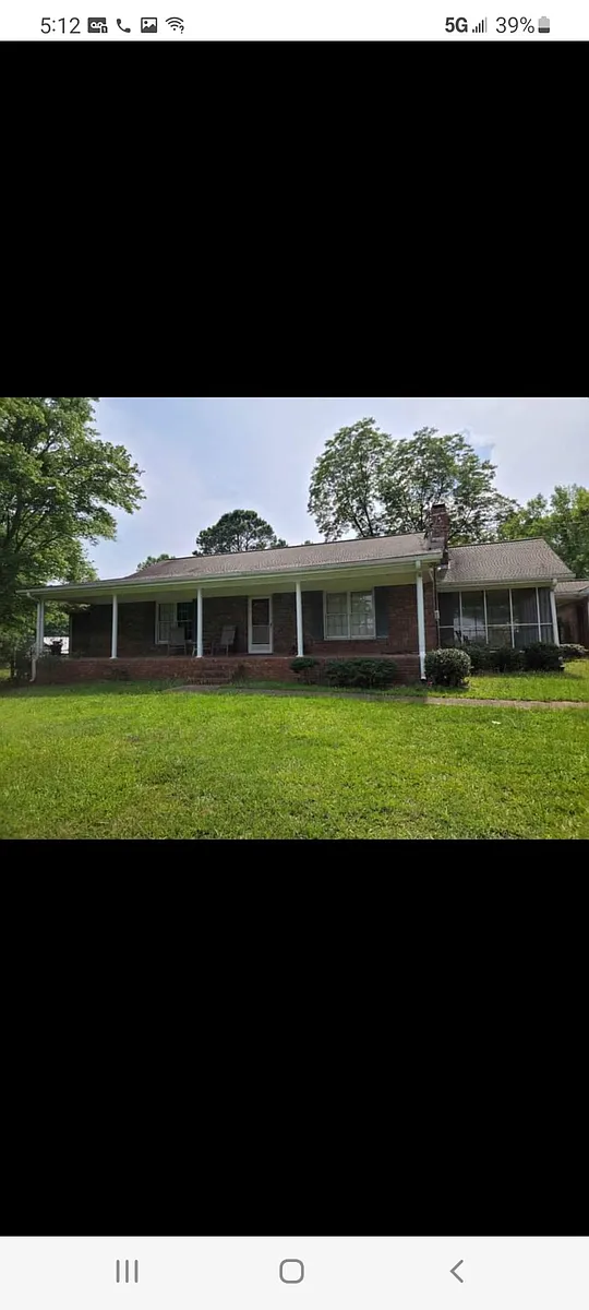 Building Photo - 4031 Chapel Hill Rd