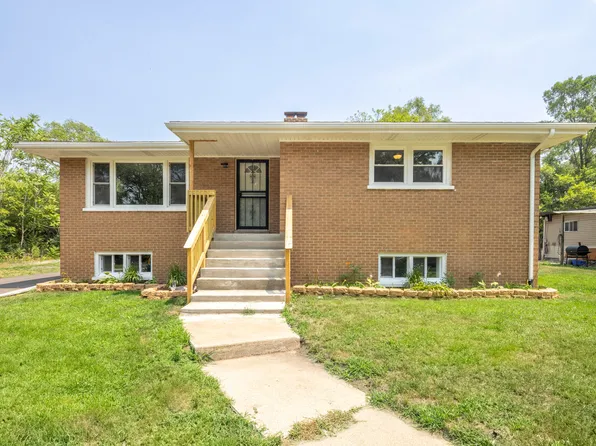 951 Willard St, Gary, IN 46404