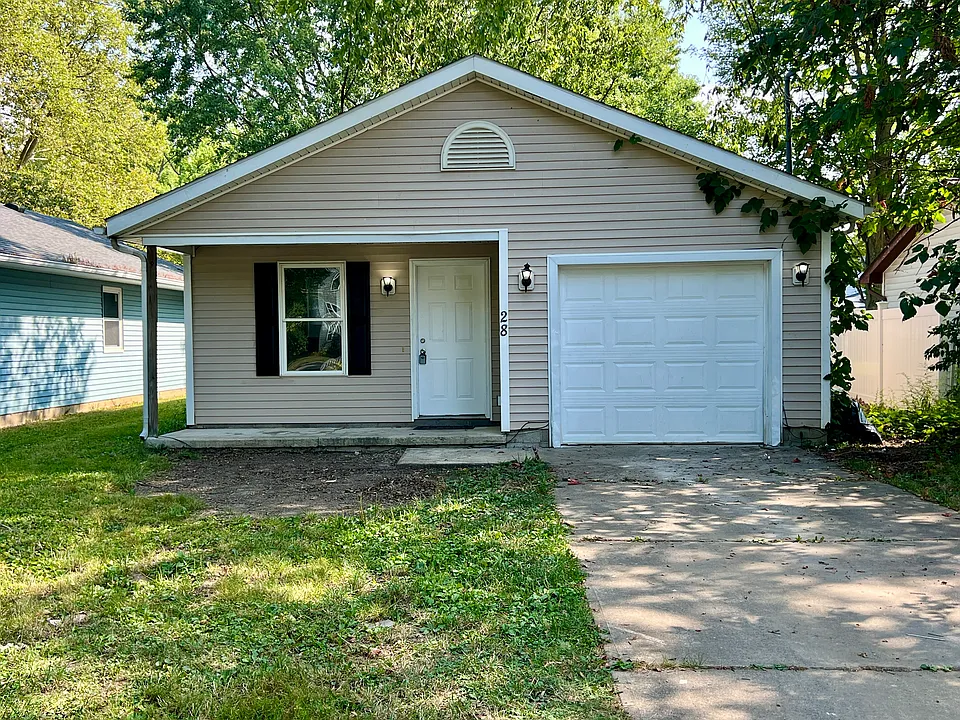 28 Sycamore Dr