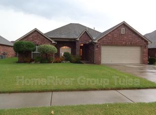8705 N 143rd Ave E, Owasso, OK 74055