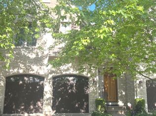 1231 Caroline Ct, Vernon Hills, IL 60061