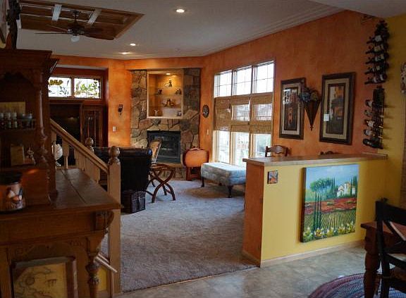 5th image of 1815 Westchester Ln