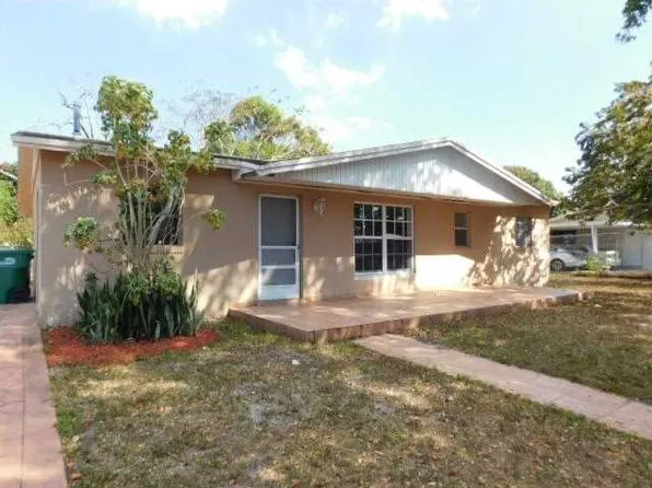 20421 NW 44th Ct, Miami Gardens, FL 33055