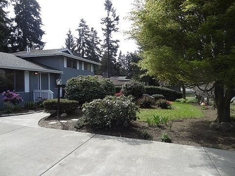 4th image of 12703 109th Avenue Ct E