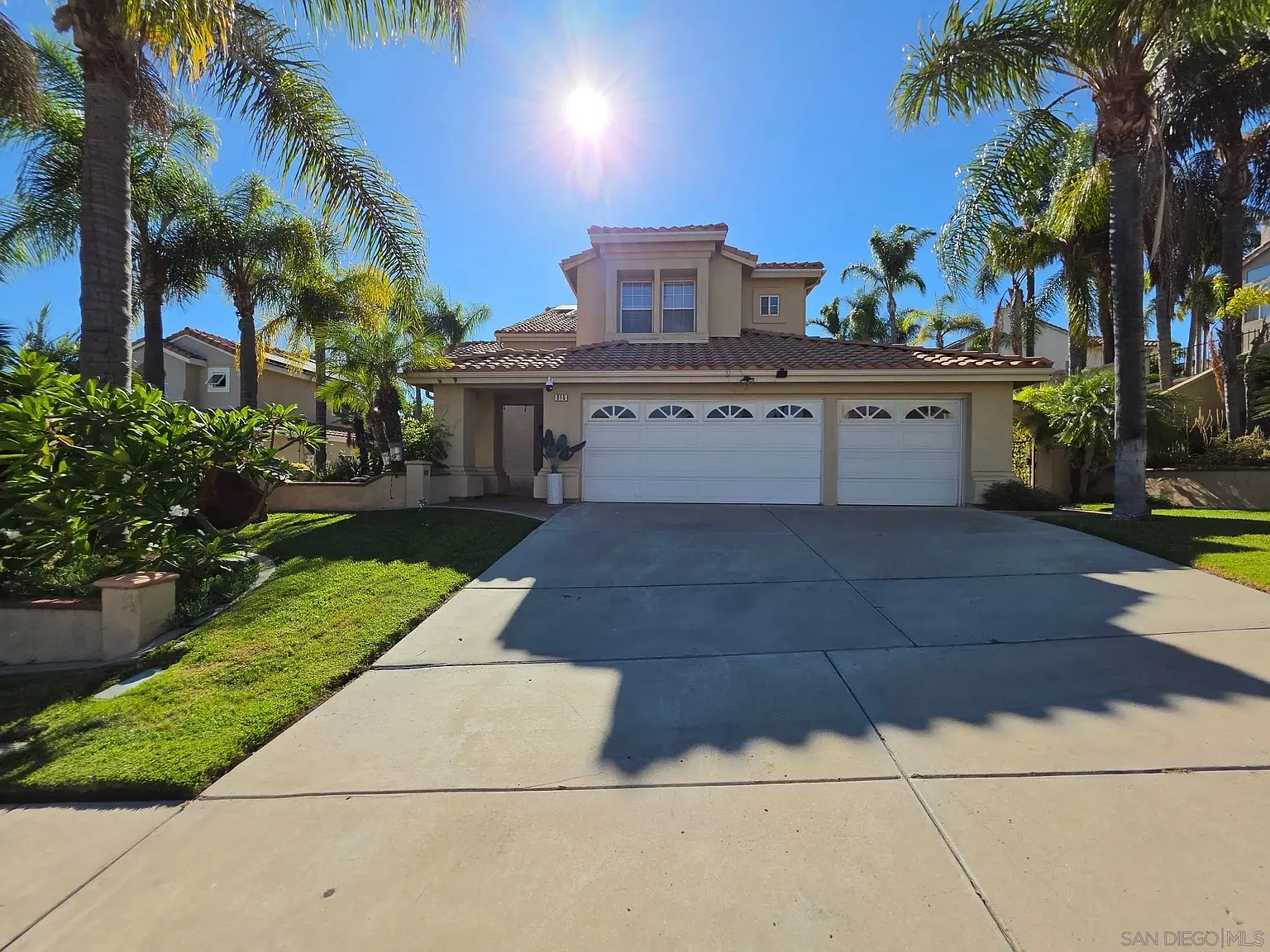 4 bed, 3.0 bath, 2533 sqft, $6,495 — Photo 1