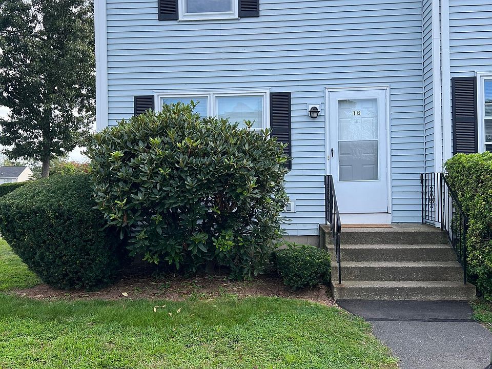 1st image of 16 Meadowrue Dr