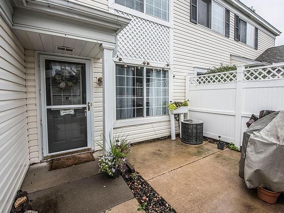 3rd image of 1813 Southcross Dr W APT 2506