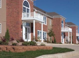 761 Prestwick Pt, Champaign, IL 61822