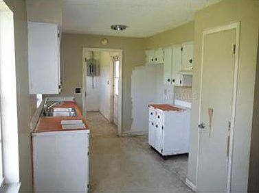 5th image of 8874 SW Hampshire Ave