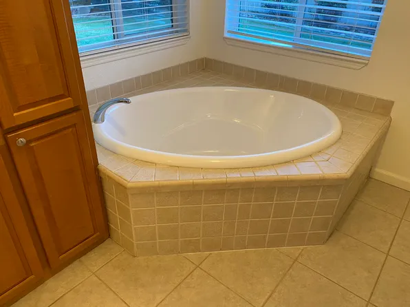 40871 Orchard Ln, Bass Lake, CA 93604