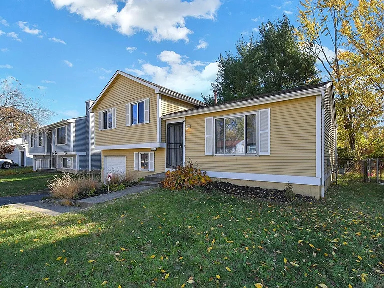 3102 Dewbourne Dr — Photo 2