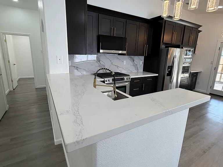 10652 Neptune St NW — Photo 7