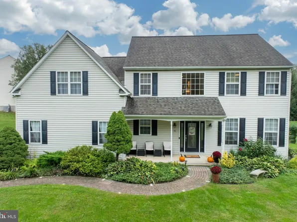 80 Ramblewood Dr, Glenmoore, PA 19343