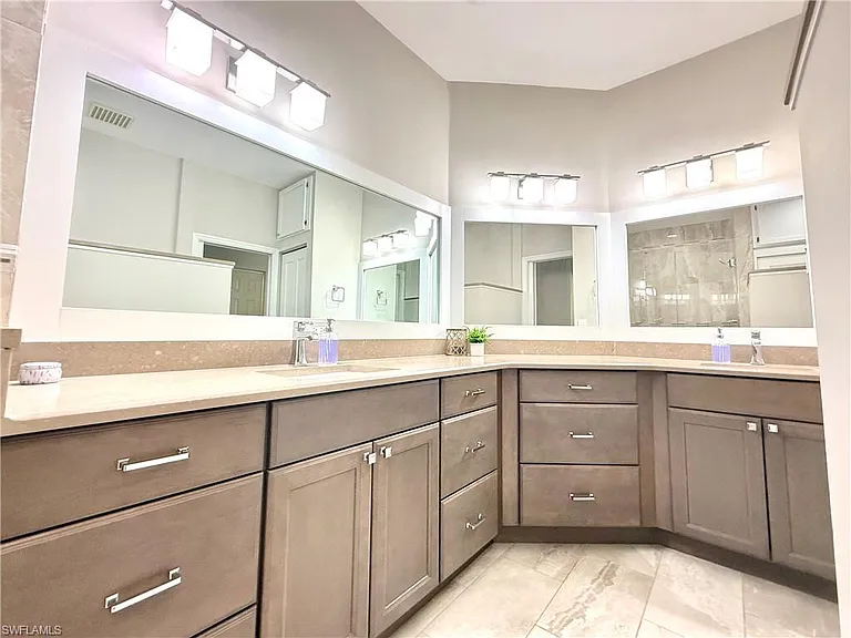6325 Wilshire Pines Cir #308 — Photo 10