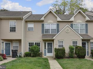 2910 Falcon Ct, Mays Landing, NJ 08330