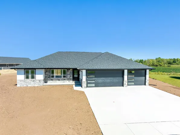 1452 Chickory Ct, De Pere, WI 54115