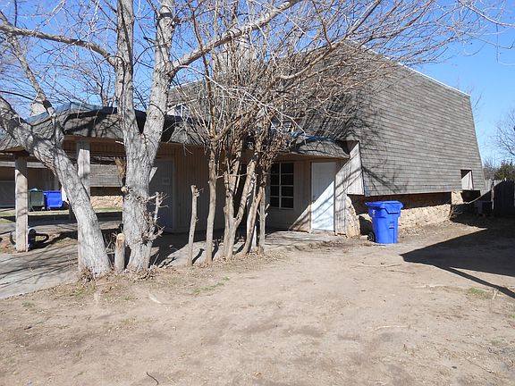 2nd image of 1324 Northcliff Ave