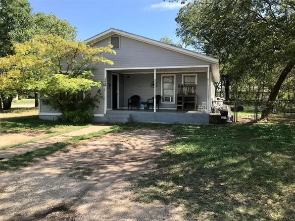 308 N San Marcus St, Whitney, TX 76692